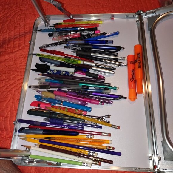 Assorted Writing Pens Pencils & Highlighters-ALL ARE WORKING . - Picture 4 of 4